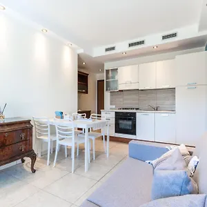  Appartement Stupendo Trilocale Posto Auto Gratuito - Wifi & Netflix Italie
